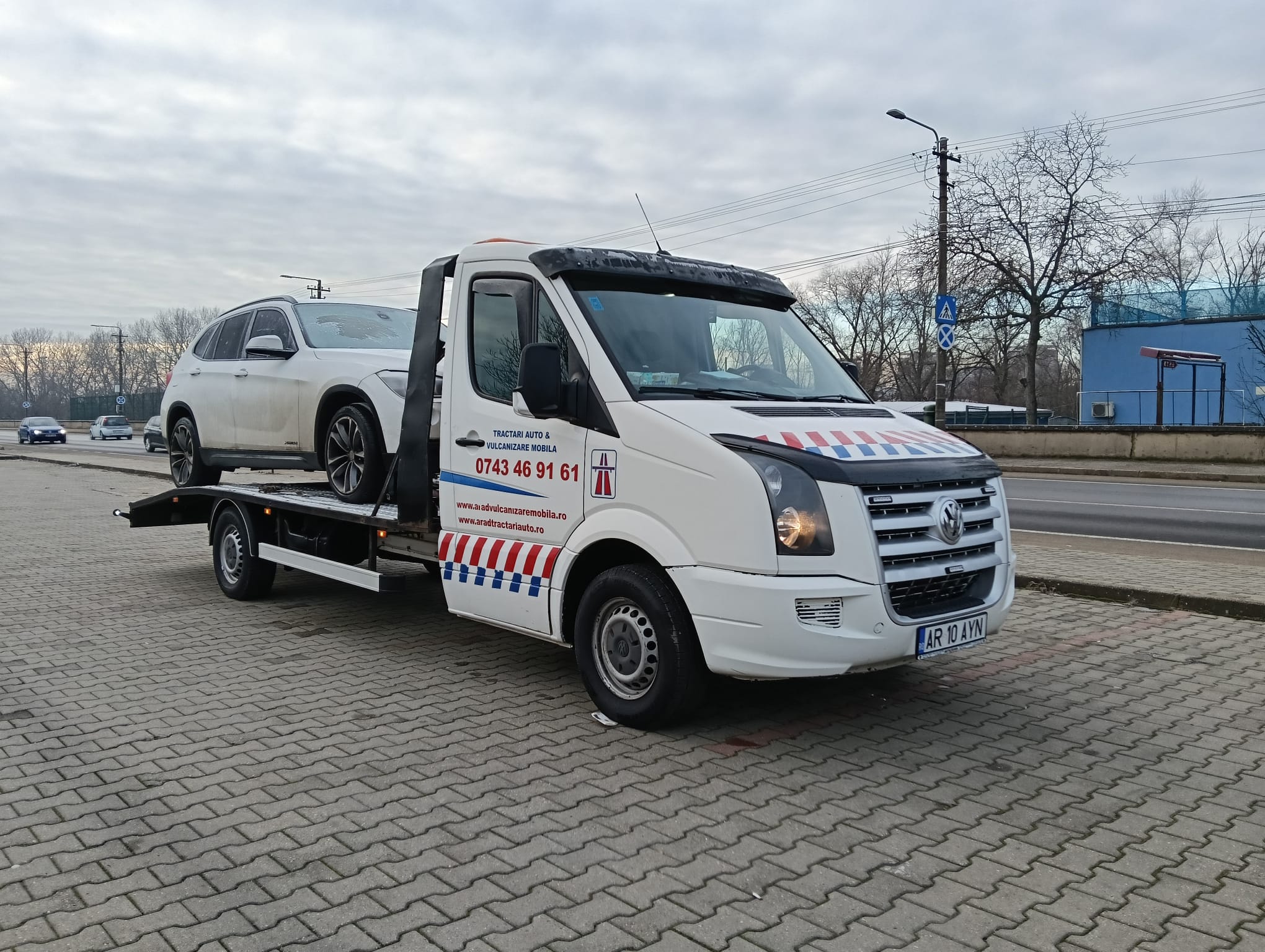 Slide 3 - Tractari Auto